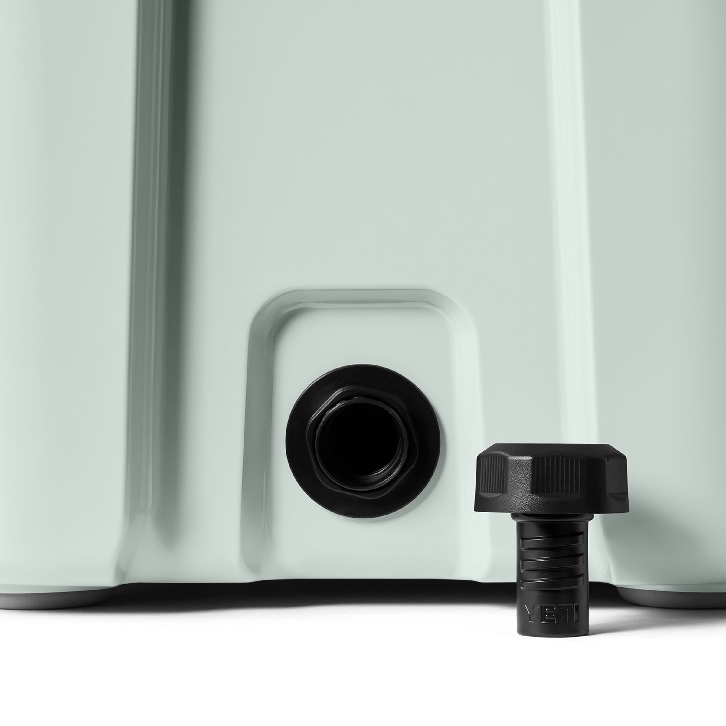 YETI Roadie® 24 2.0 Hard Cooler