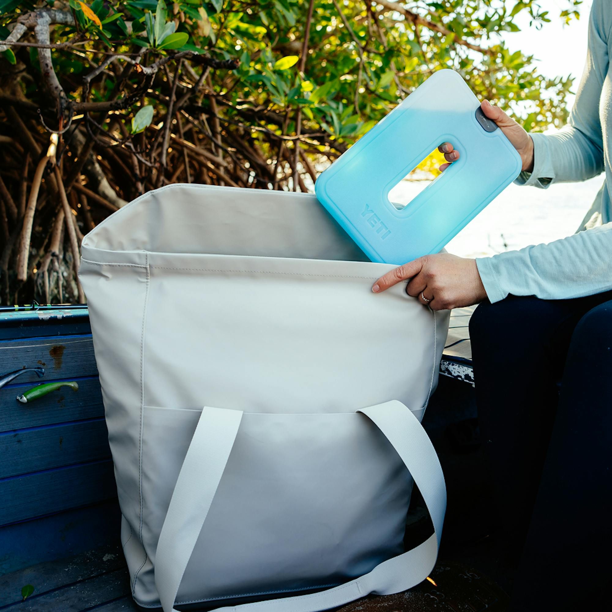 YETI Daytrip® 20L Insulated Tote Bag