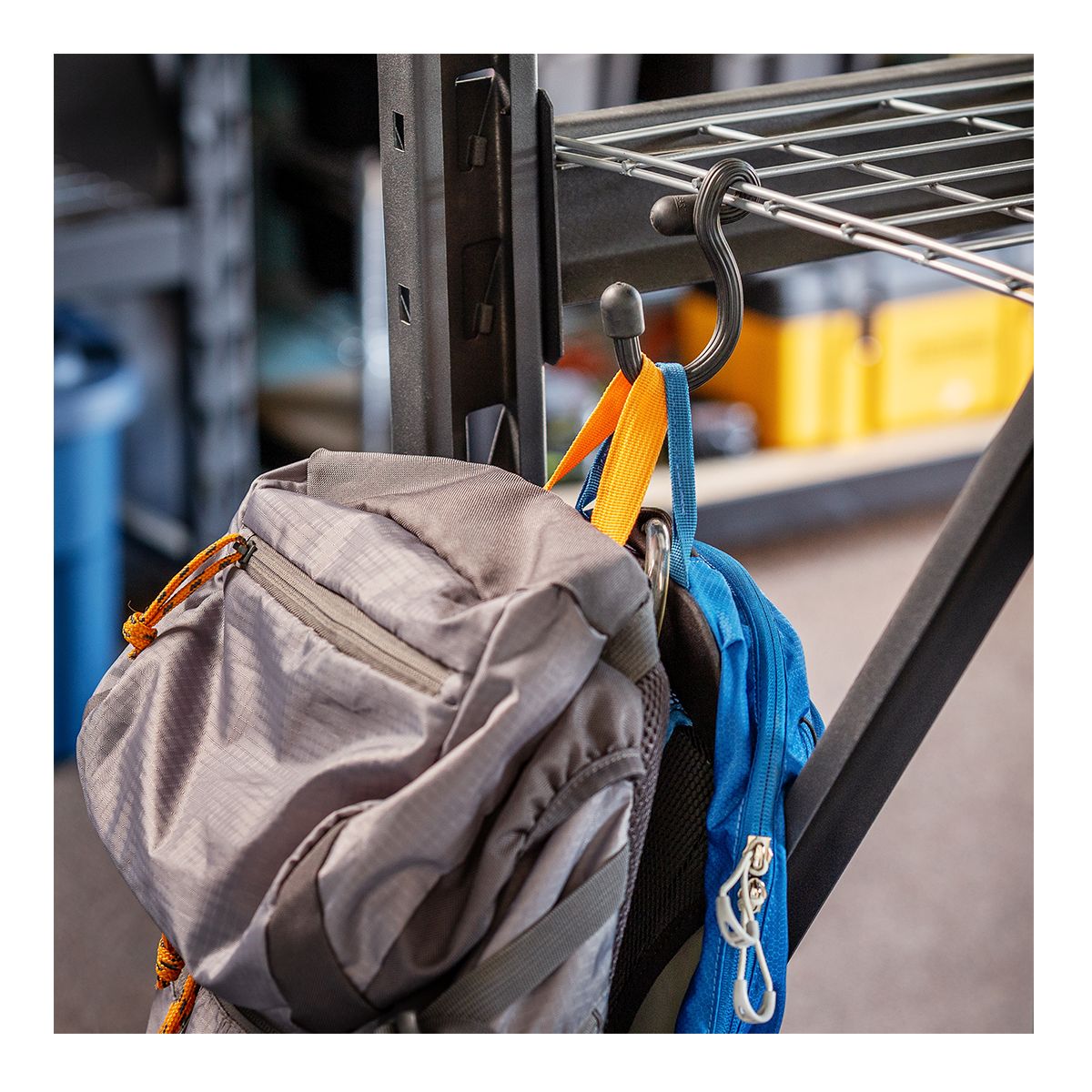 Nite Ize Gear Tie Bendable S-Hook Front_Angled_Left