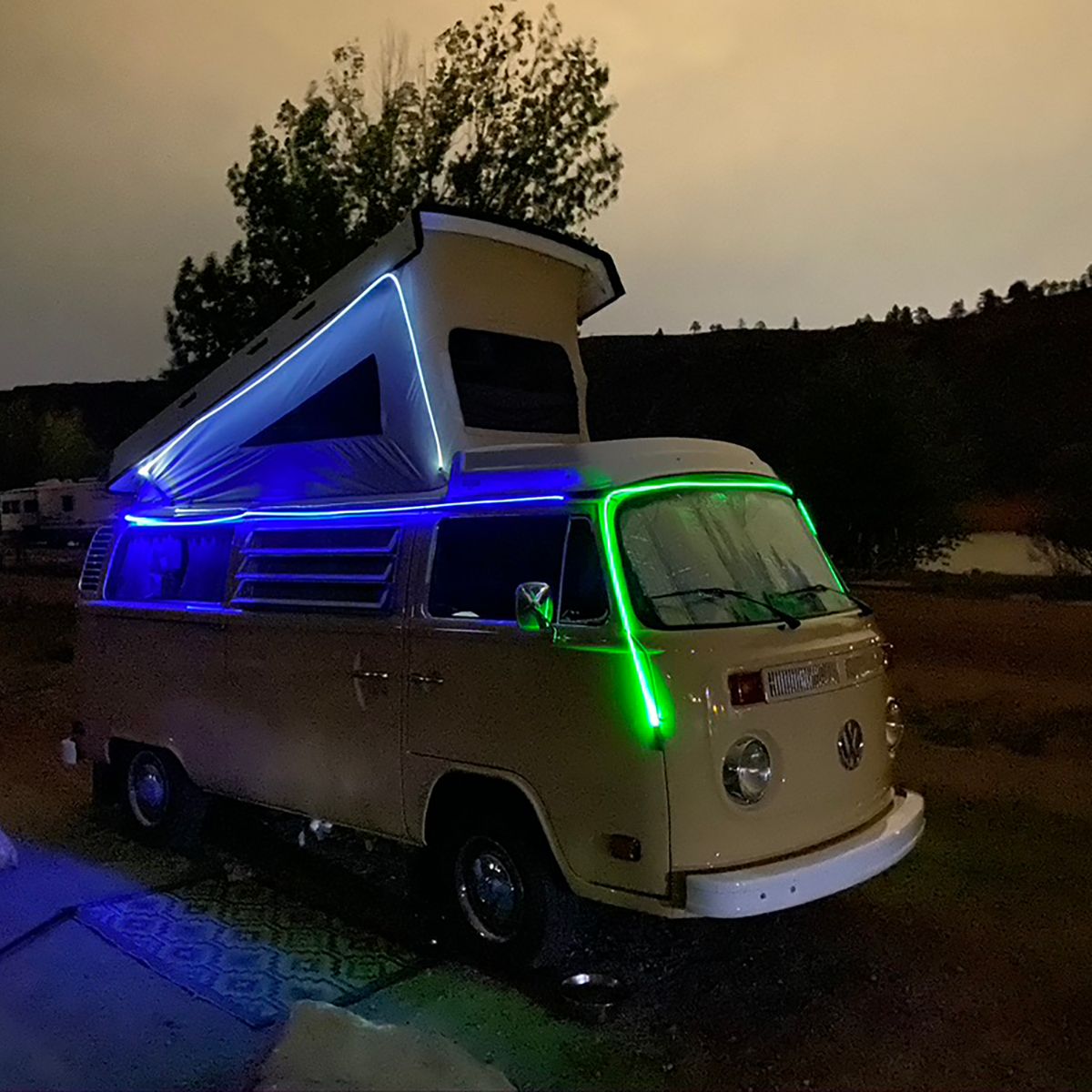 Nite Ize Radiant Rechargeable Shineline Composite_or_Mixed