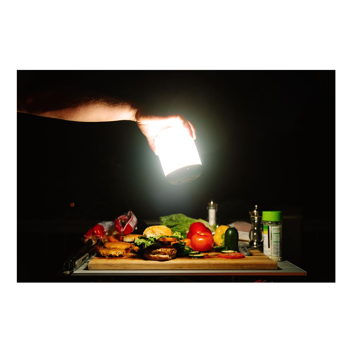 Biolite Alpenglow 500 Lantern Bottom_Plunge