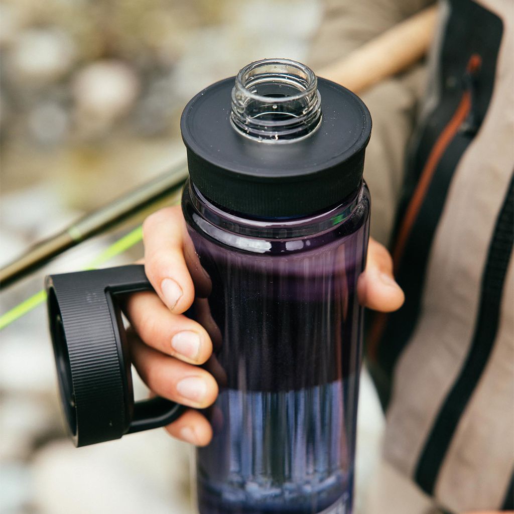 YETI Yonder™ .75L Water Bottle