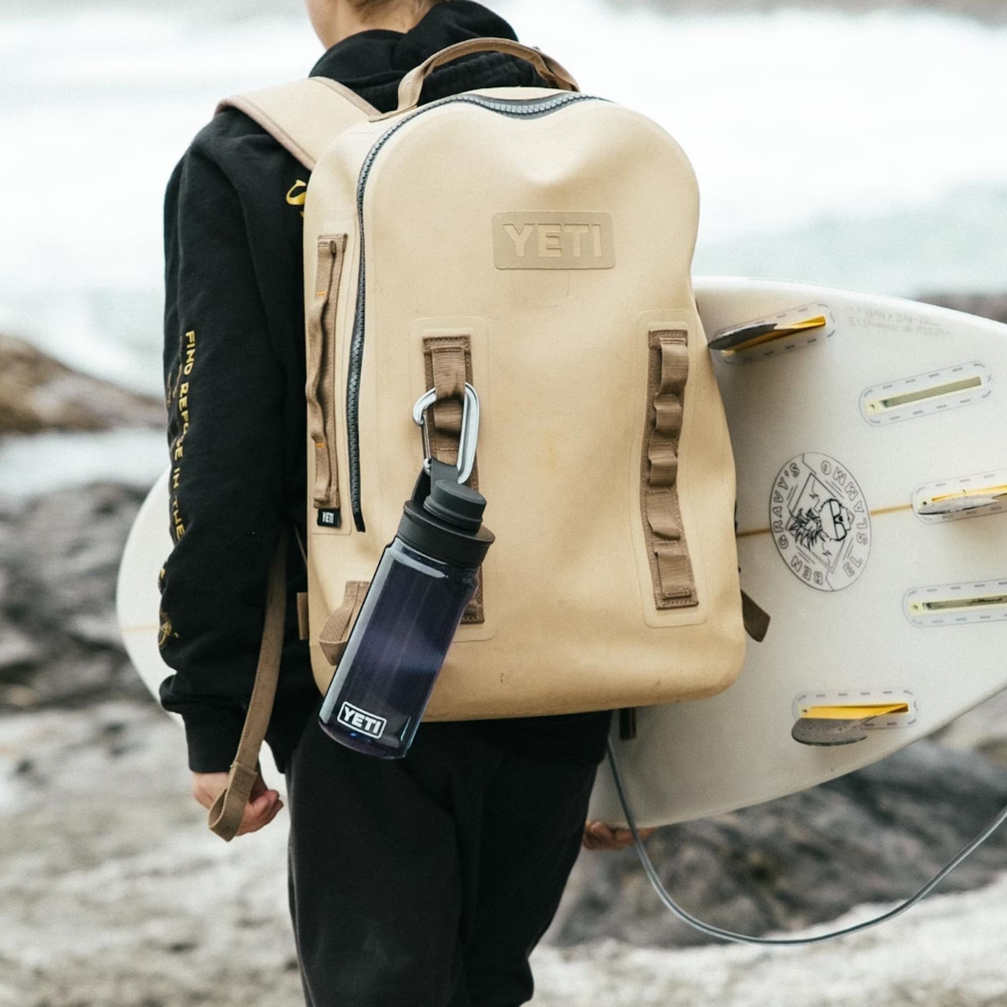 YETI Yonder™ Water Bottle With Tether Cap - 0.6 L