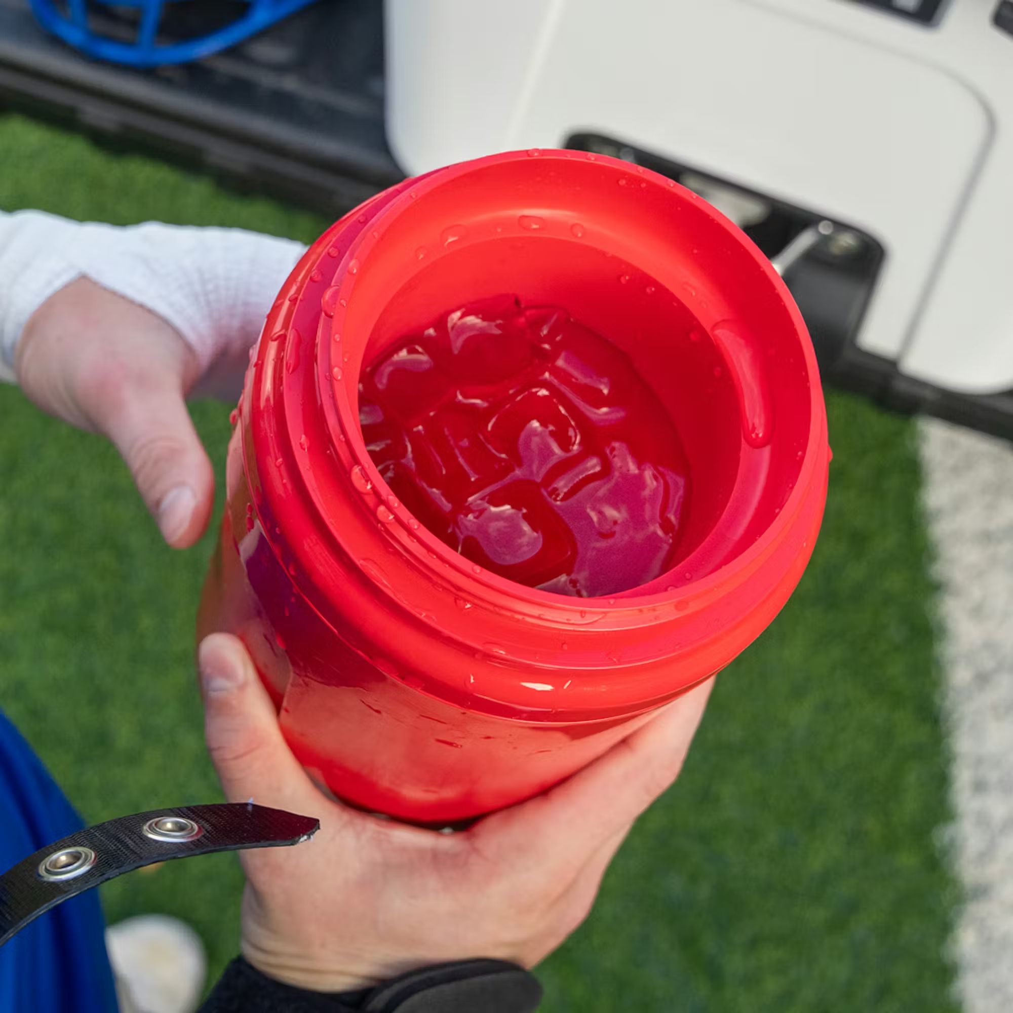 YETI Silo 40 Oz Insulated Water Jug With Magslider™ Straw Cap