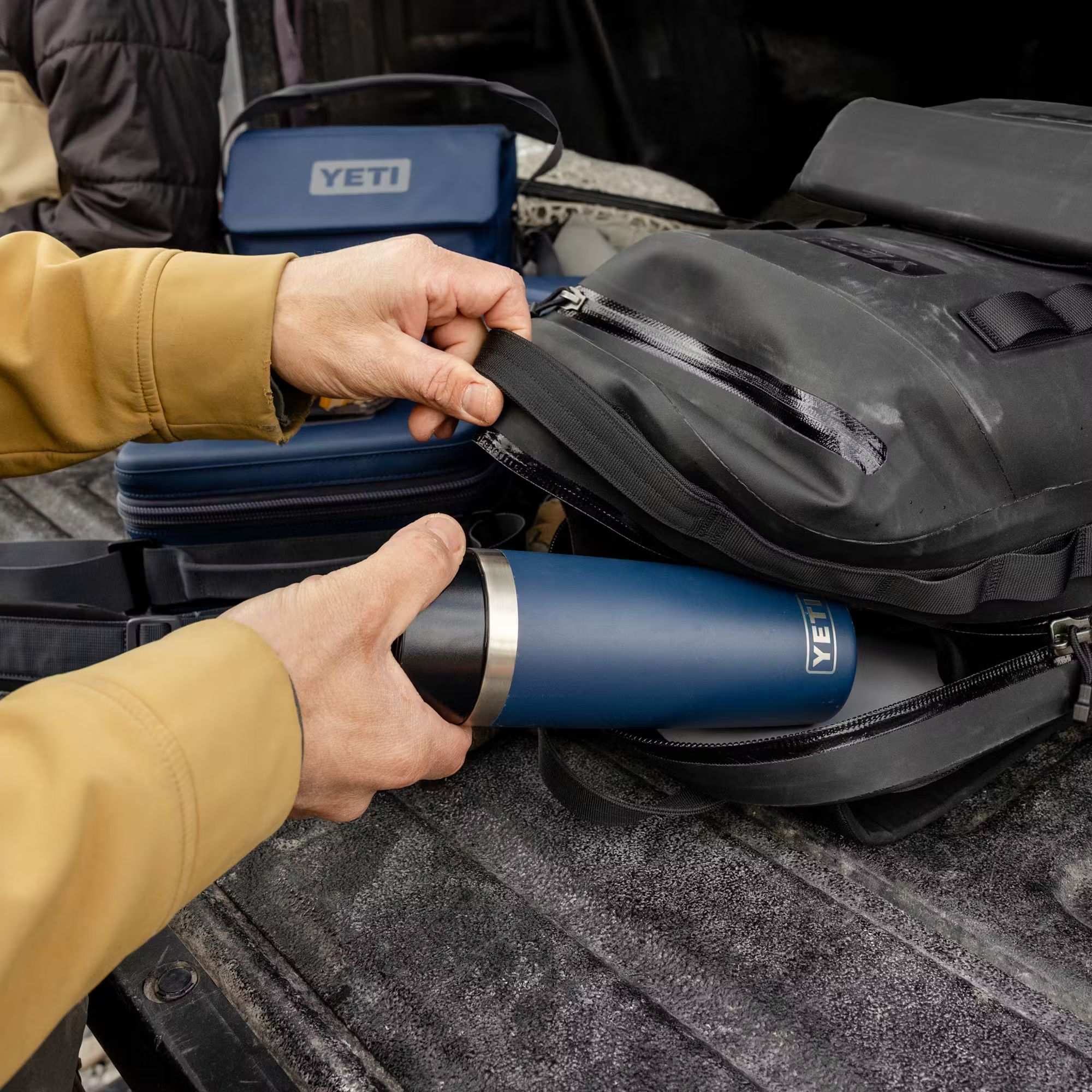 YETI Rambler® 16 oz Stainless Steel Travel Mug