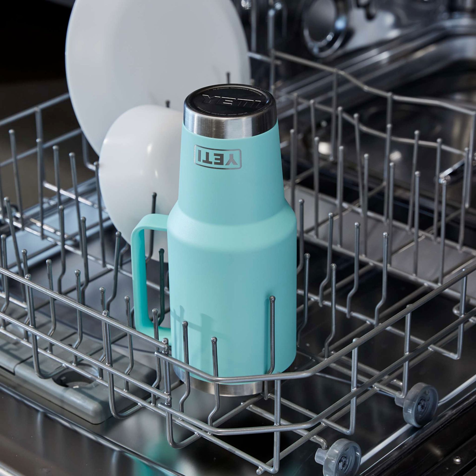YETI Rambler® 42 oz Straw Mug