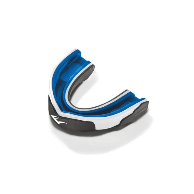 Everlast Evergel Mouth Guard Overhead_Plunge