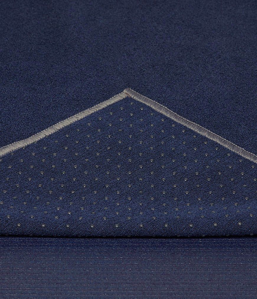 Manduka Yogitoes® Yoga Mat Towel