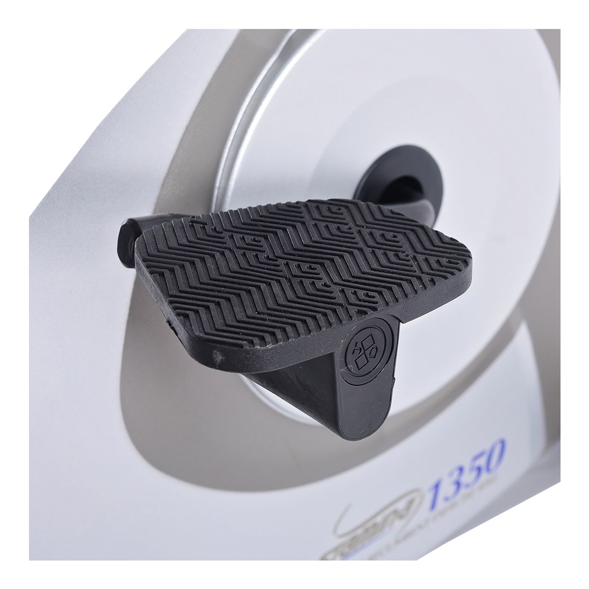 Stamina Magnetic Recumbent Bike 1350 CloseUp