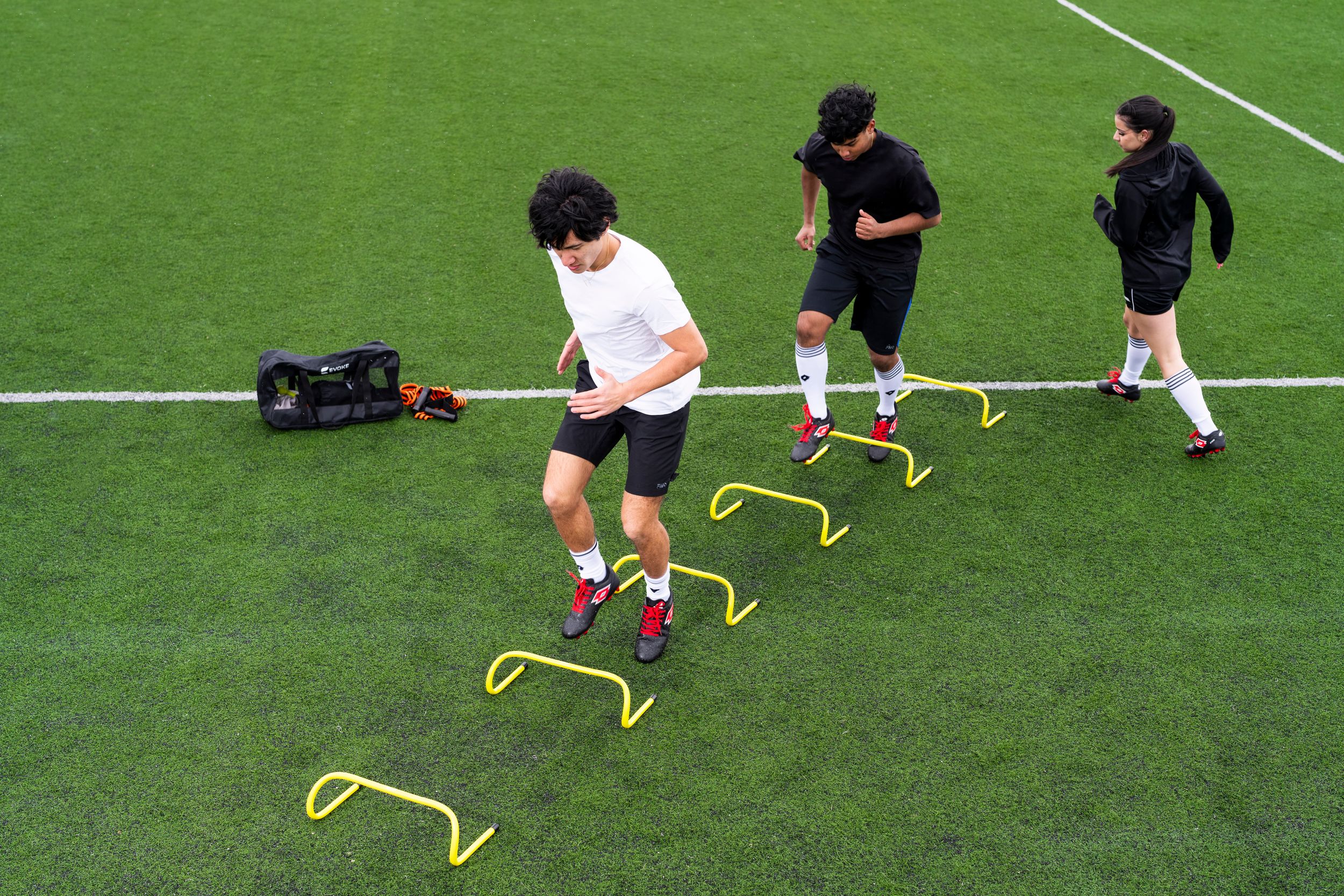 Evoke Agility Training Set Overhead_Plunge