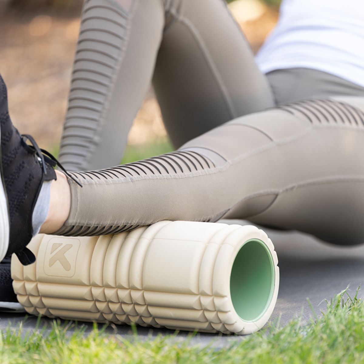 TriggerPoint Eco Grid 1.0 Massager Front_Angled_Left