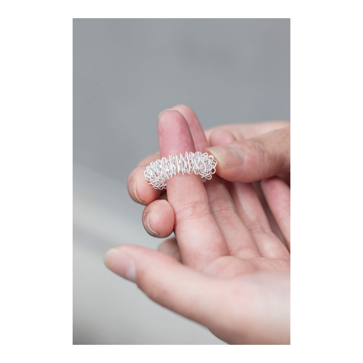 Kikkerland Acupressure Ring Front_Flat