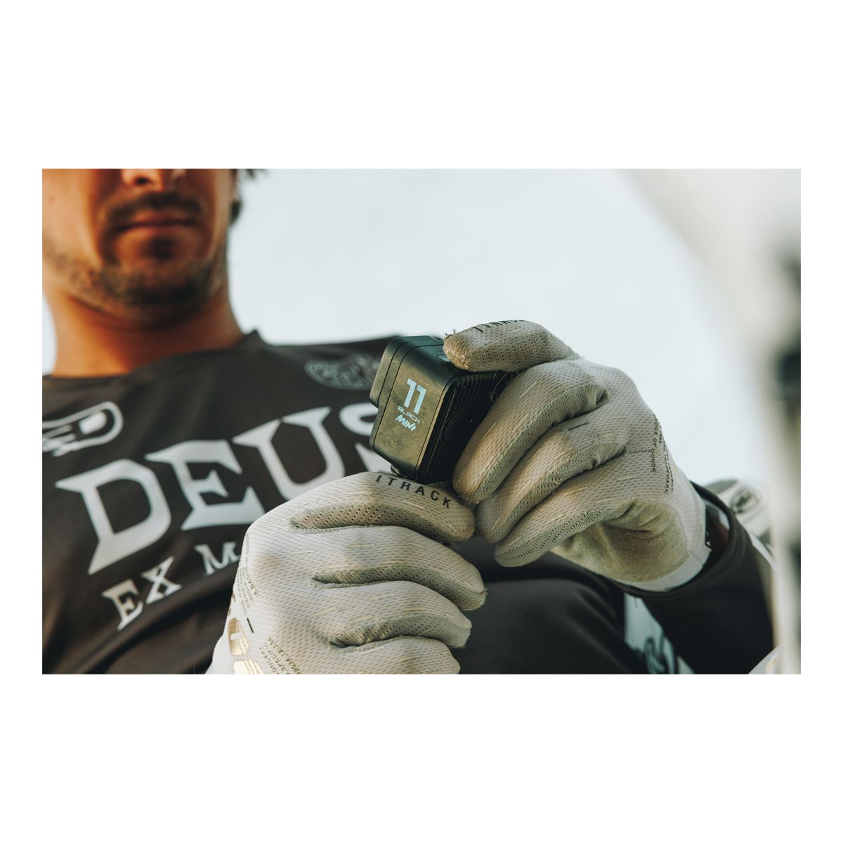 GoPro HERO11 Mini Back_Angled_Left