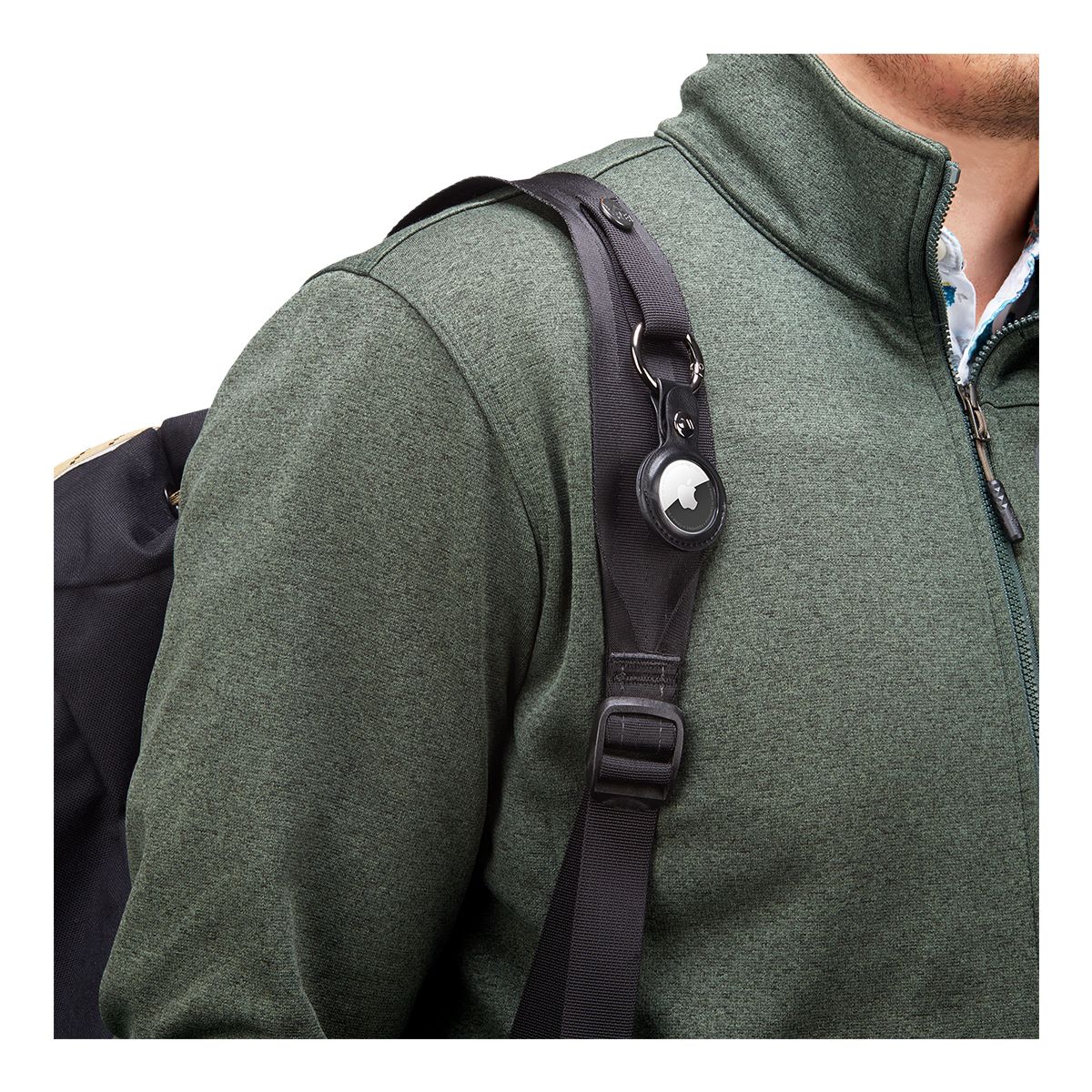 Case Mate Airtag Keychain Case Front_Angled_Right