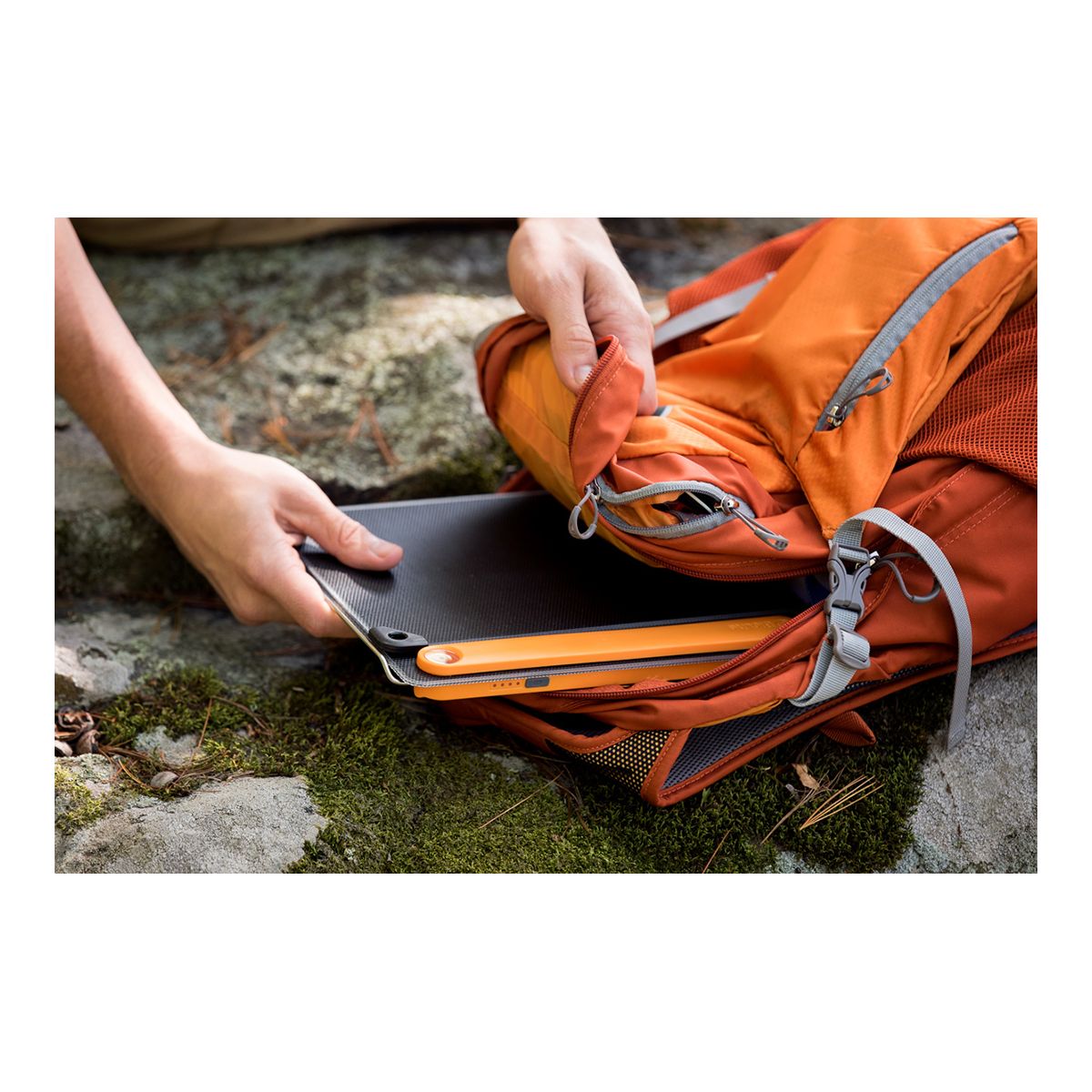 BioLite Solarpanel 10+ Rechargeable Battery Front_Angled_Left