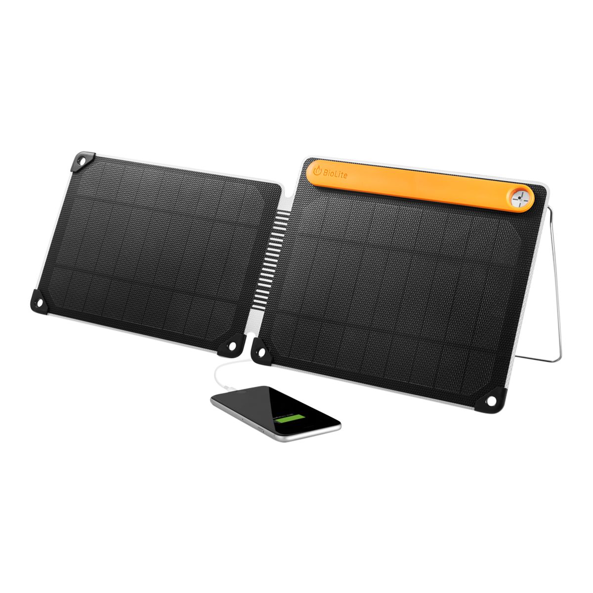 BioLite Solarpanel 10+ Rechargeable Battery Front_Angled_Left