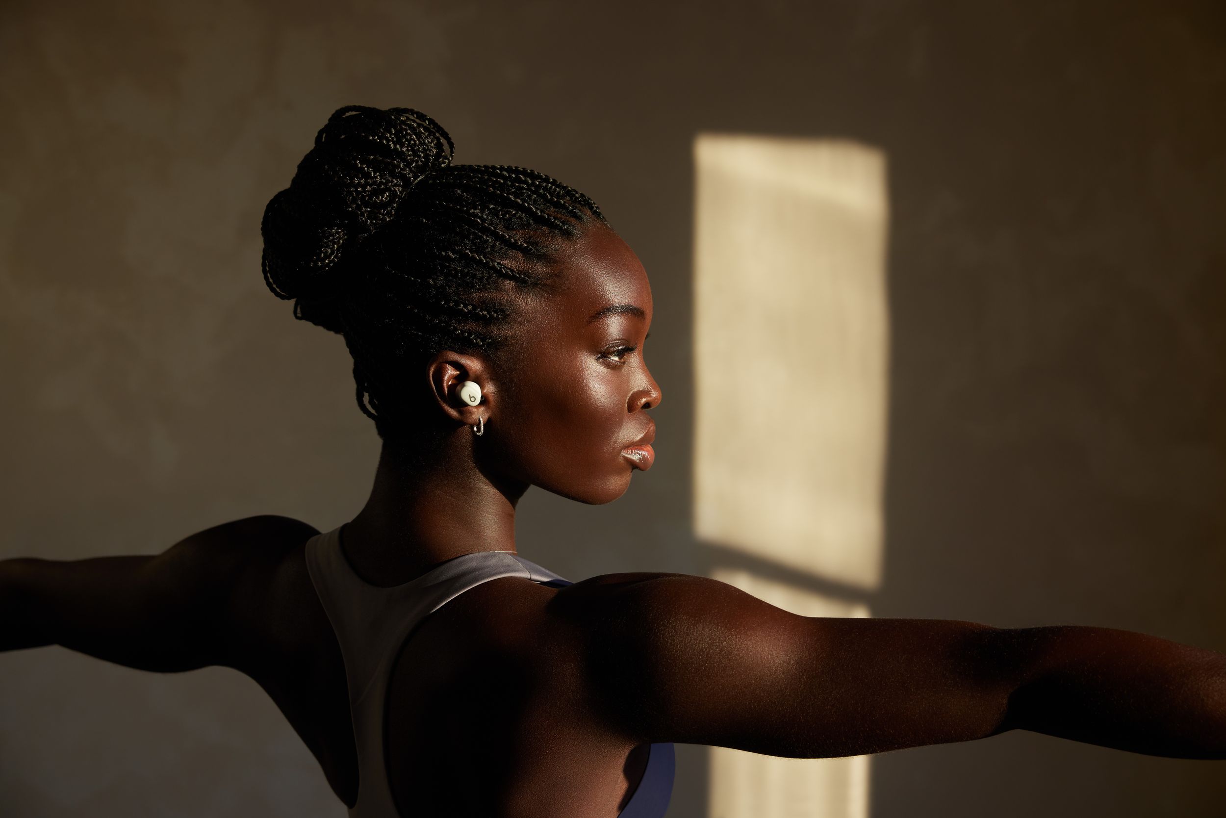 Beats Solo True Wireless Earbuds Front_Flat