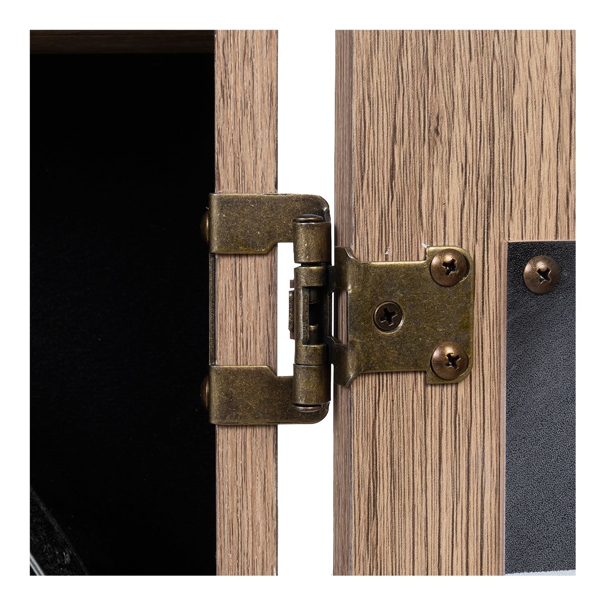 Escalade Rustic Bristle Dartboard Cabinet Set CloseUp