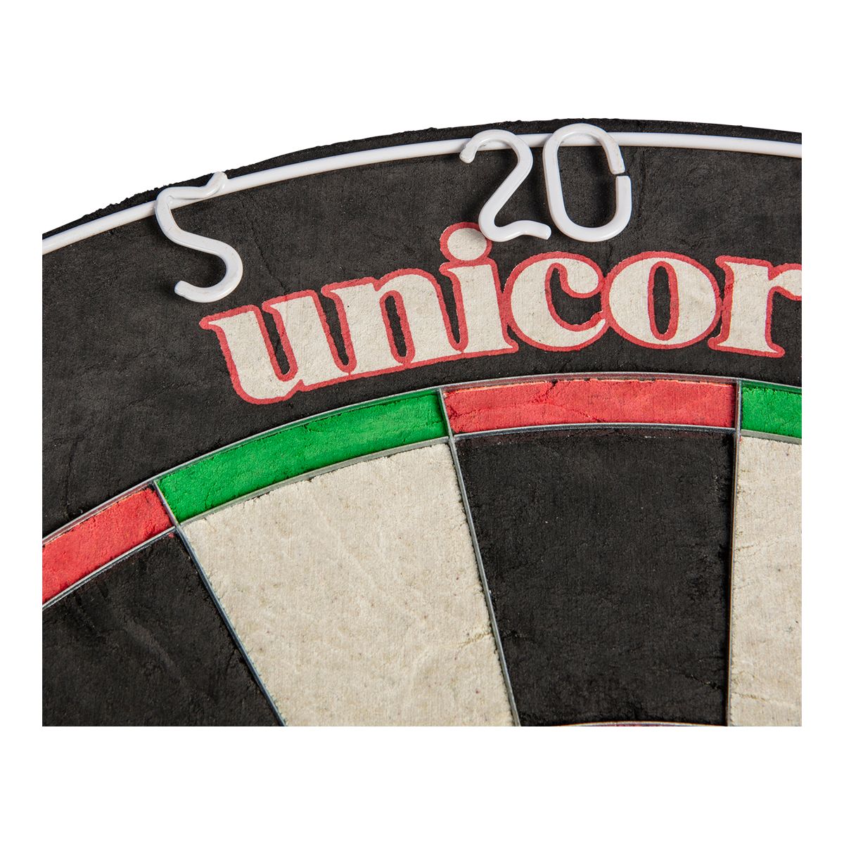 Escalade Eclipse Pro 2 Dartboard CloseUp