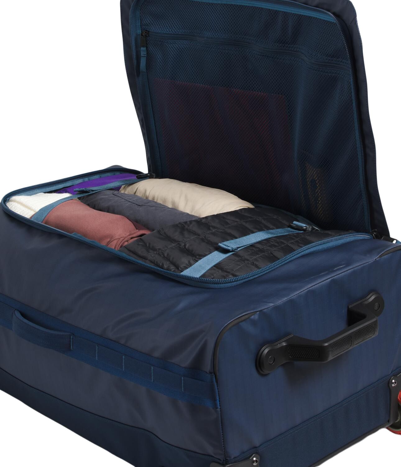 The North Face Base Camp Voyager 29" Roller Bag Bottom_Plunge