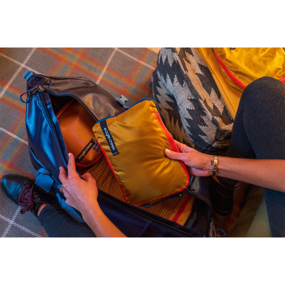 Eagle Creek Pack-It Isolate Small Clean/Dirty Cube