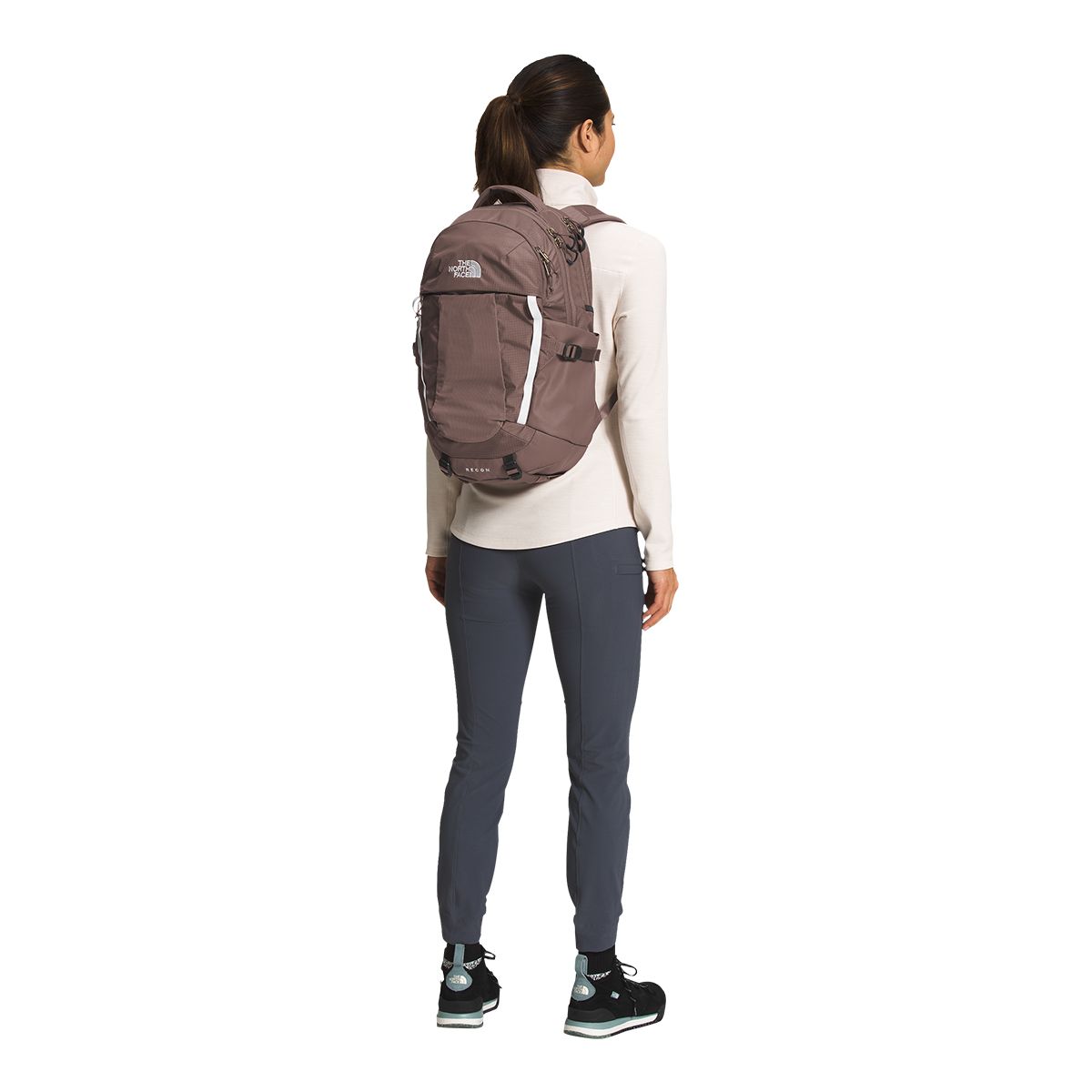 The North Face Women's Recon 24L Backpack Front_Angled_Left