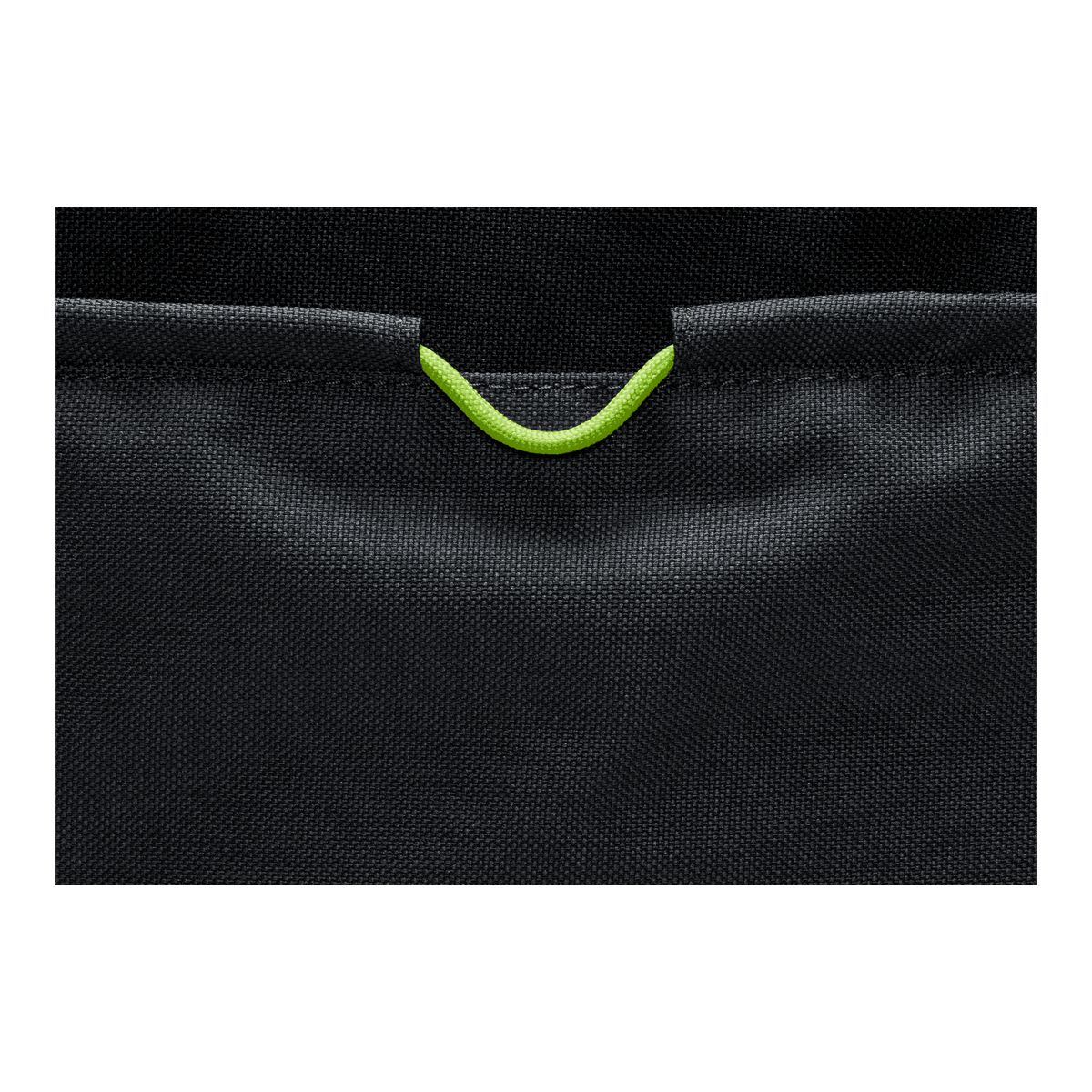 Nike Unisex Hike 24 School Chest Strap Backpack