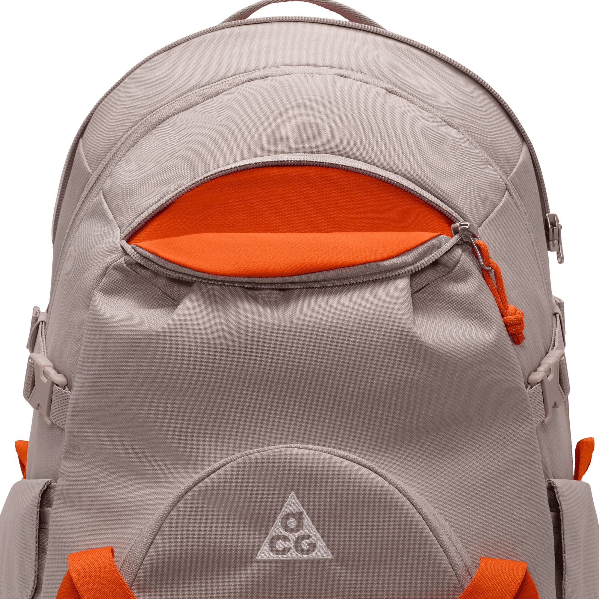 Nike ACG "DAYMAX" Adventure Backpack