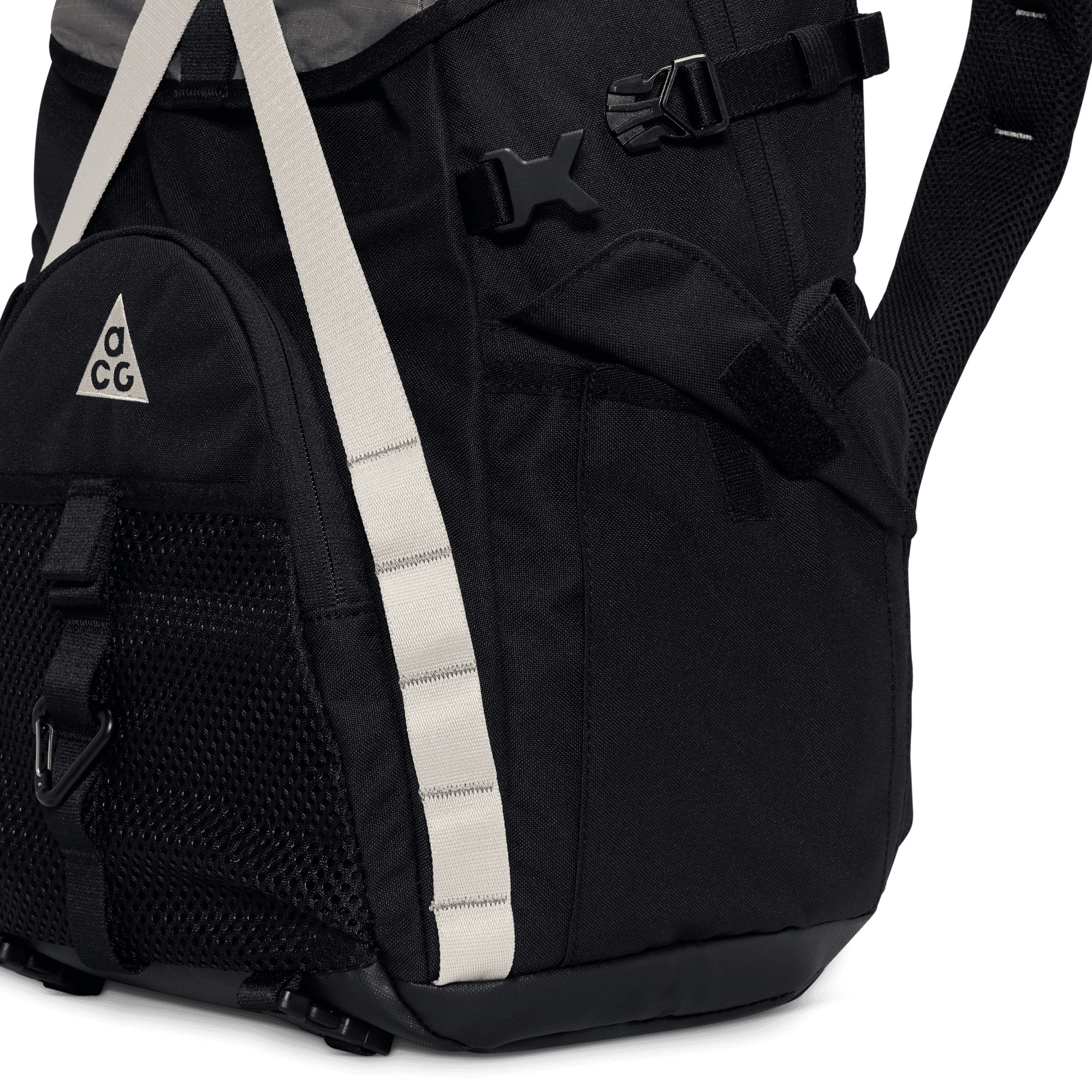 Nike ACG "DAYMAX" Adventure Backpack