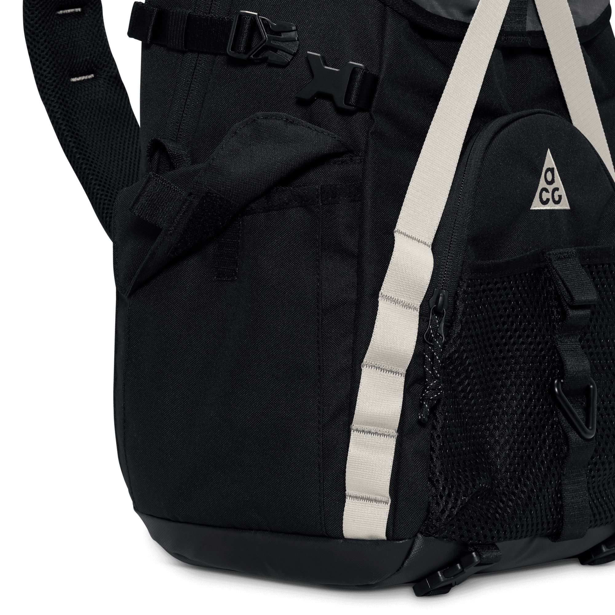 Nike ACG "DAYMAX" Adventure Backpack