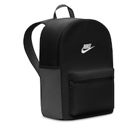 Nike Heritage 2.0 23L Backpack Front_Angled_Right