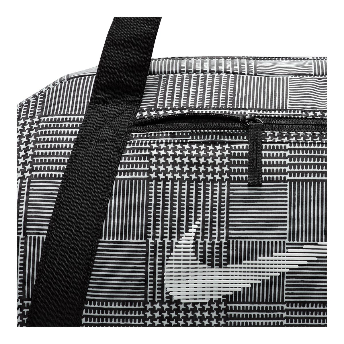 Nike Women's SSNL Plaid Gym Club Bag