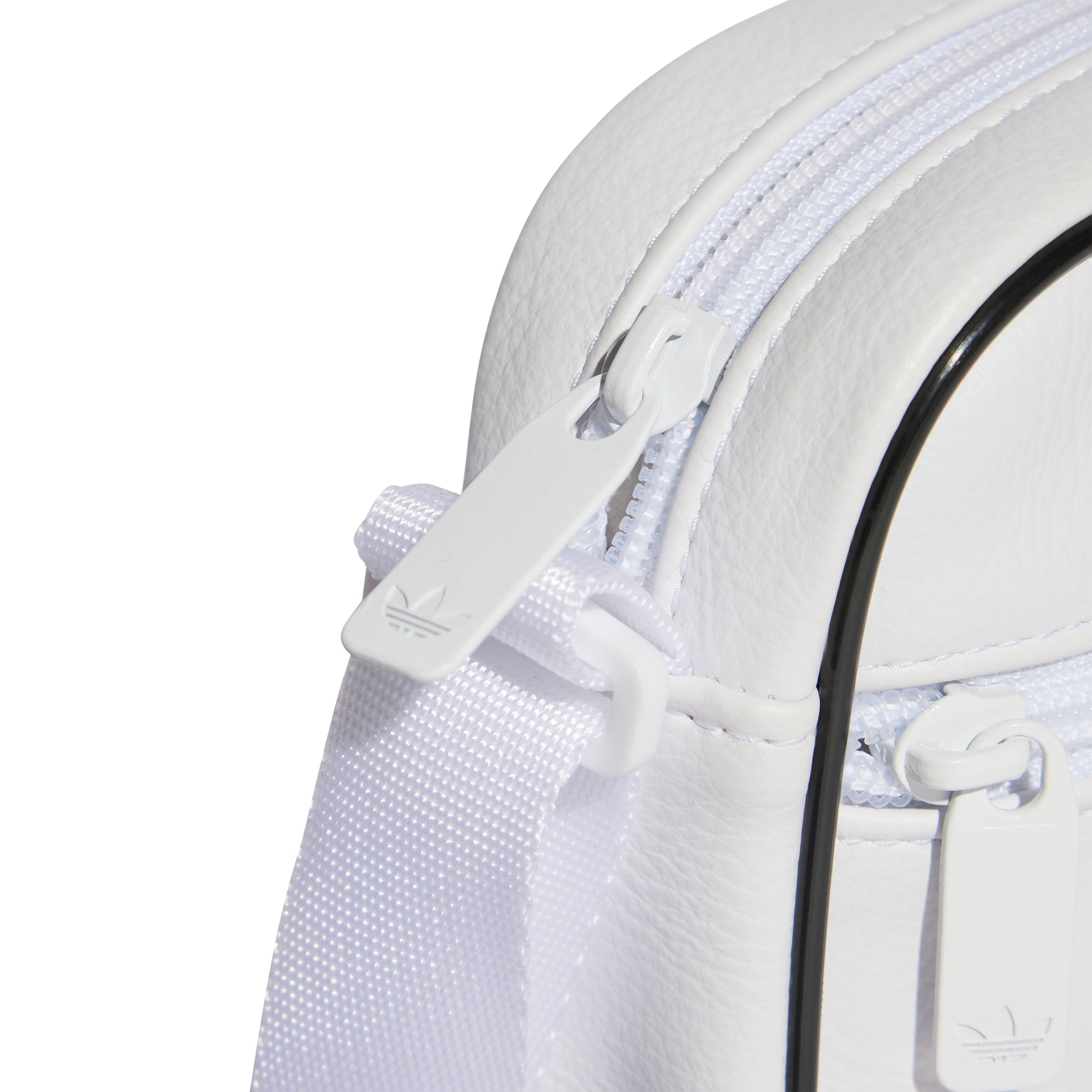 【ADIDAS ORIGINALS】★MINI AIRLINER BAG★正規品★ adidas Originals Mini Airliner Bag | SportChek