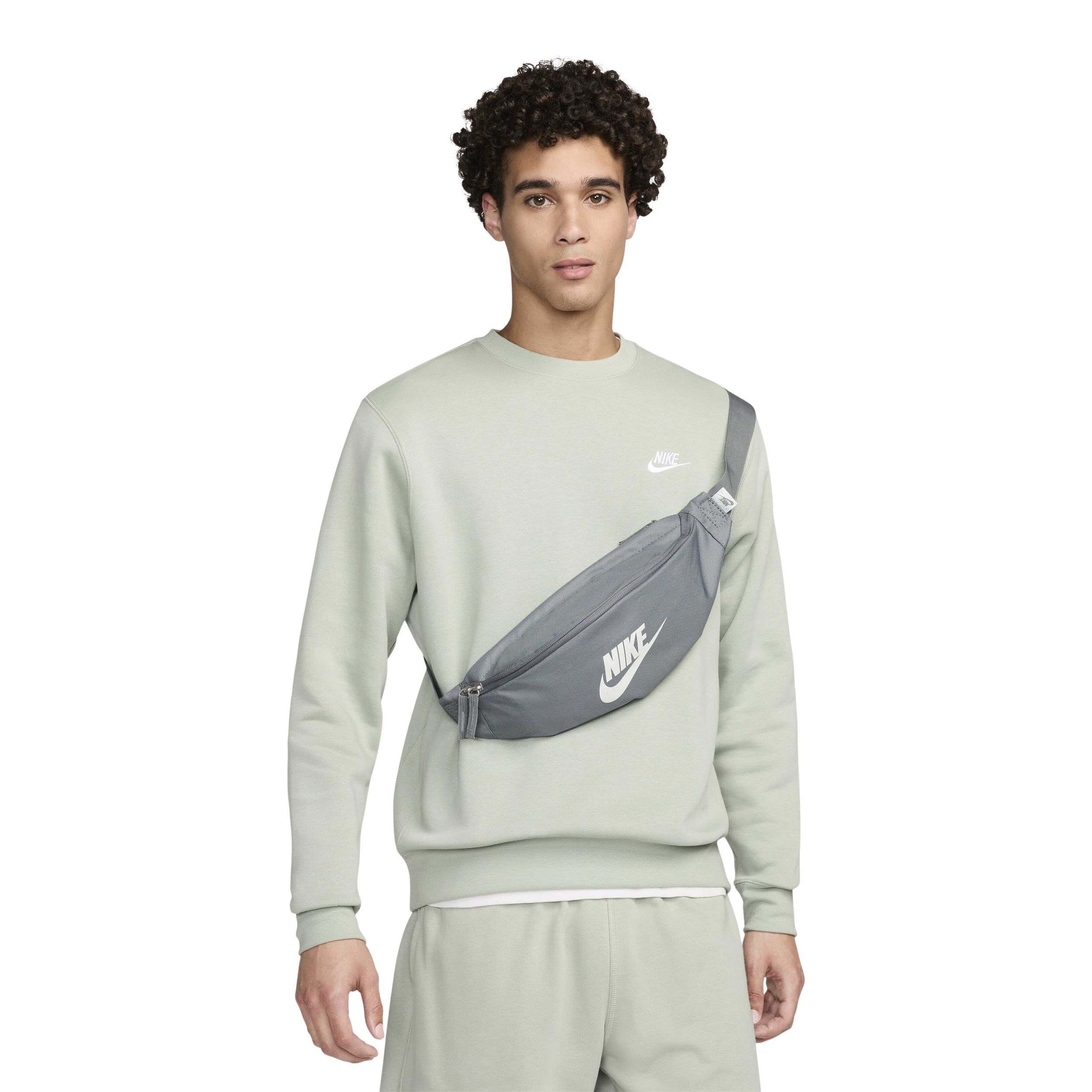 Nike Heritage Hip Pack