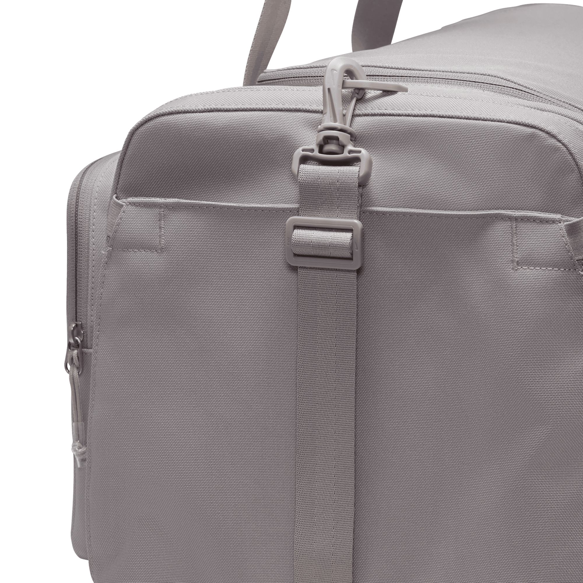 Nike Utility Power 2.0 Medium Duffel Bag