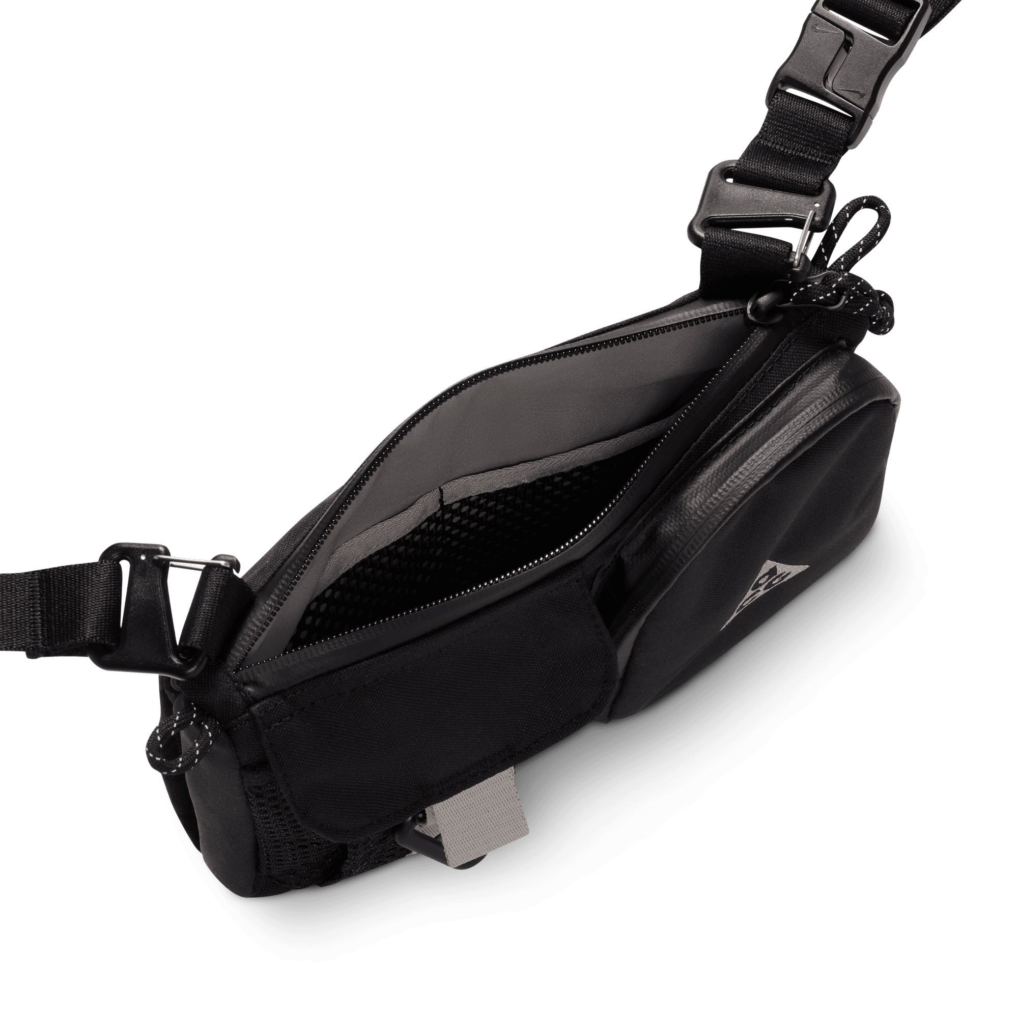 Nike ACG Daymax Crossbody Bag | SportChek