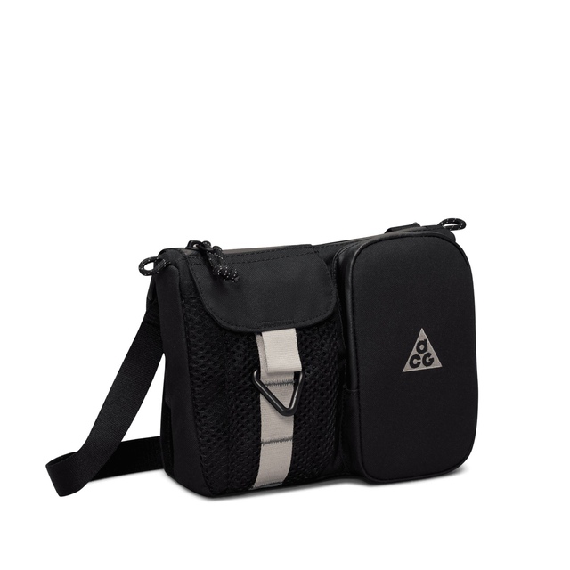 Nike ACG Daymax Crossbody Bag