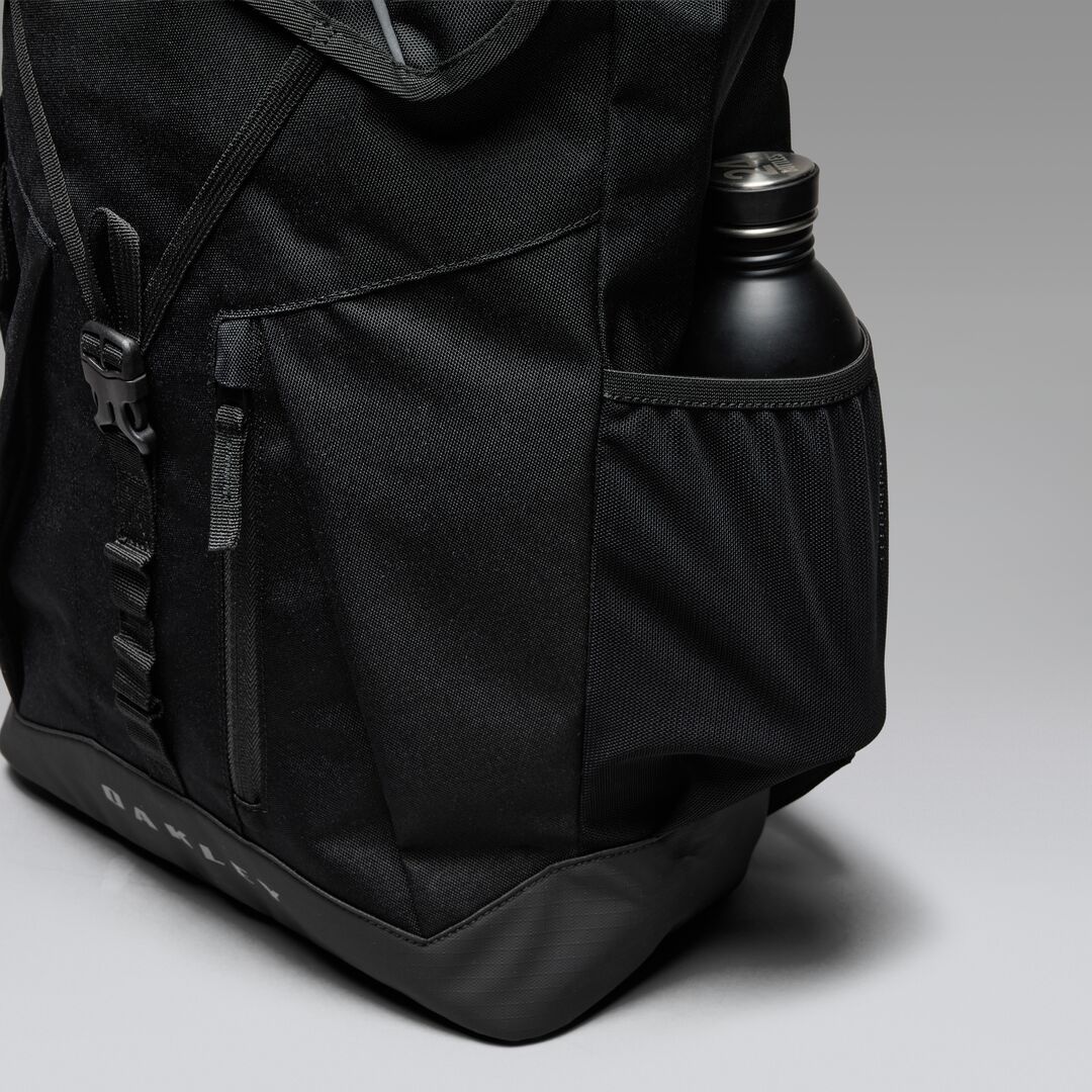 Oakley Spark Max 33L Backpack