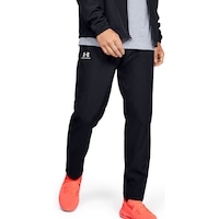 Under Armour Men's Vital Woven Training Pants Front_Angled_Right