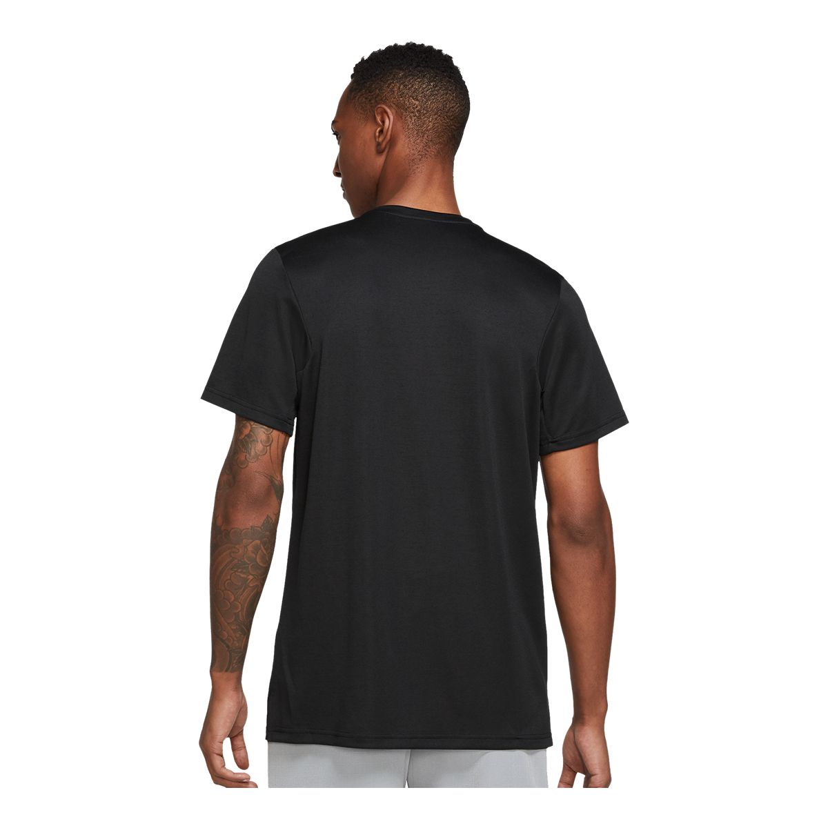 Nike Men's Dri-FIT Sport Clash Swoosh T Shirt