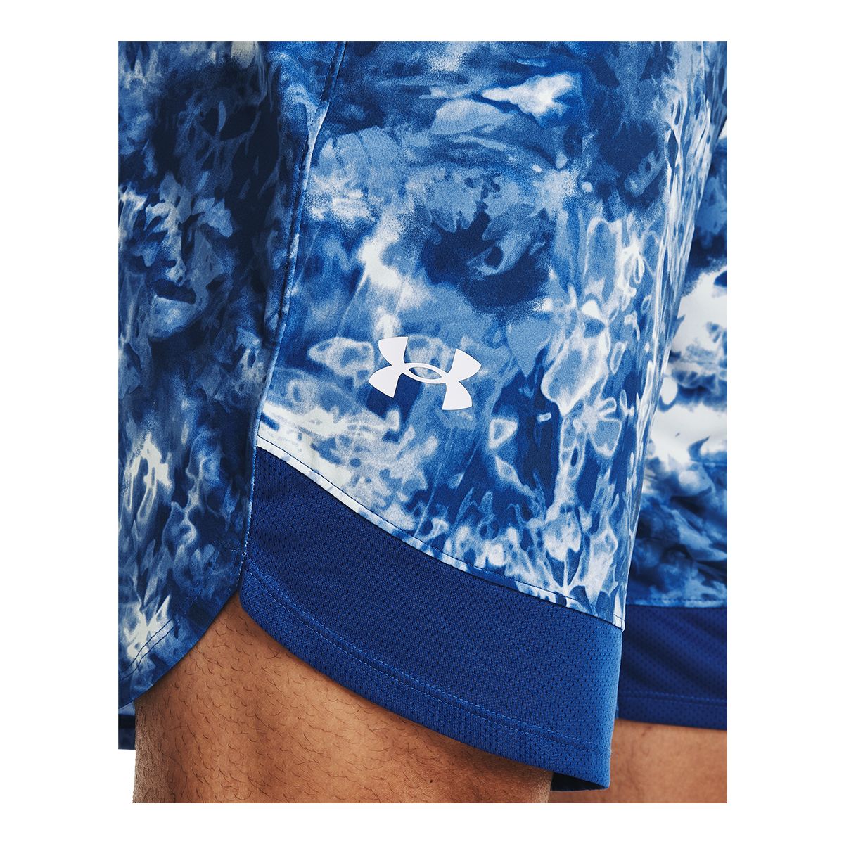 Under Armour Men's Training Stretch Cloud 9" Shorts, Loose/Relaxed Fit, Gym, Drawstring, Lightweight