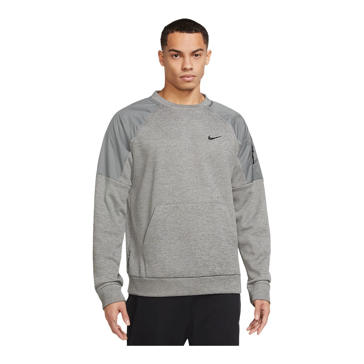 Nike Men's Thermafleece Novelty Sweatshirt | SportChek