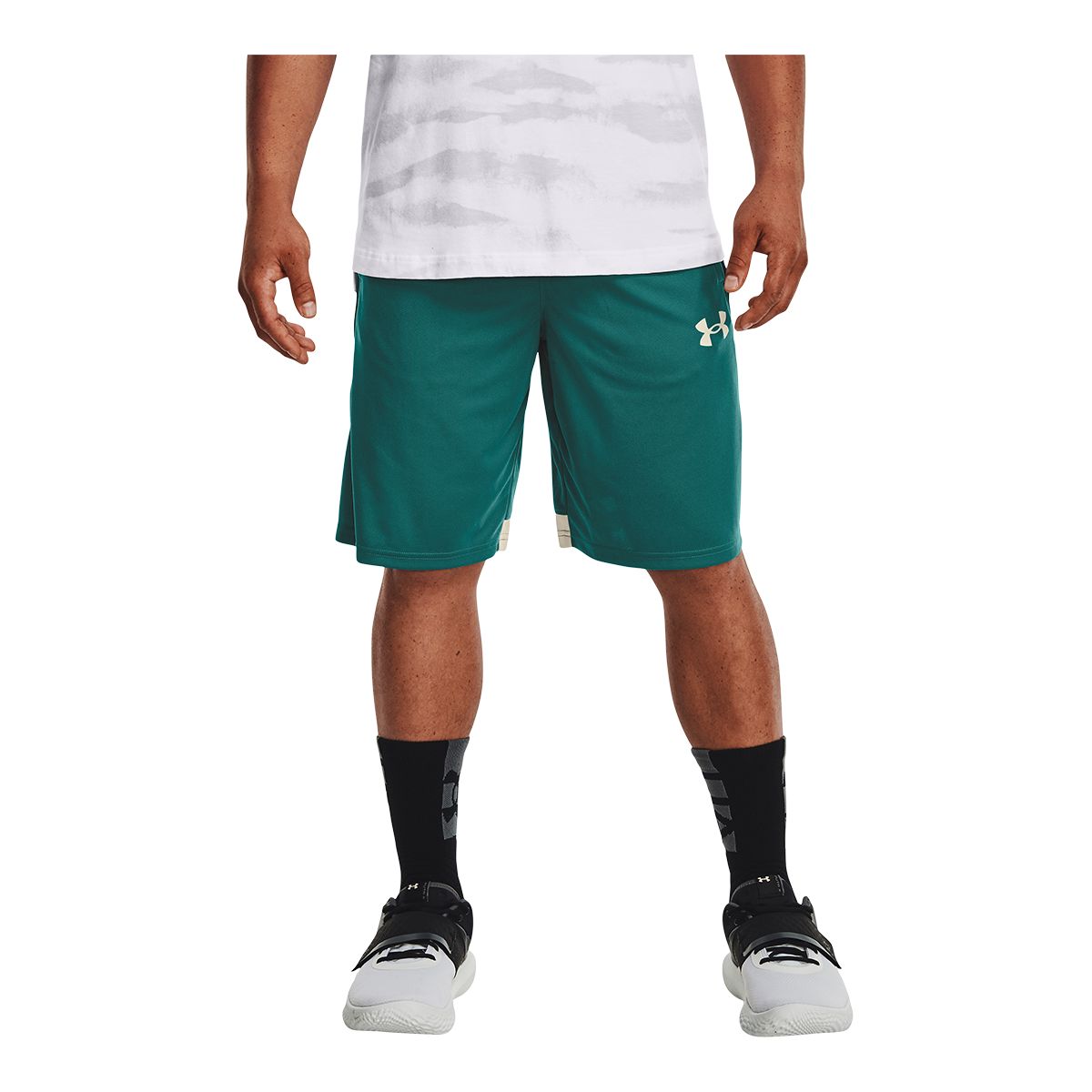 Under Armour Men's Baseline 10 Inch Shorts