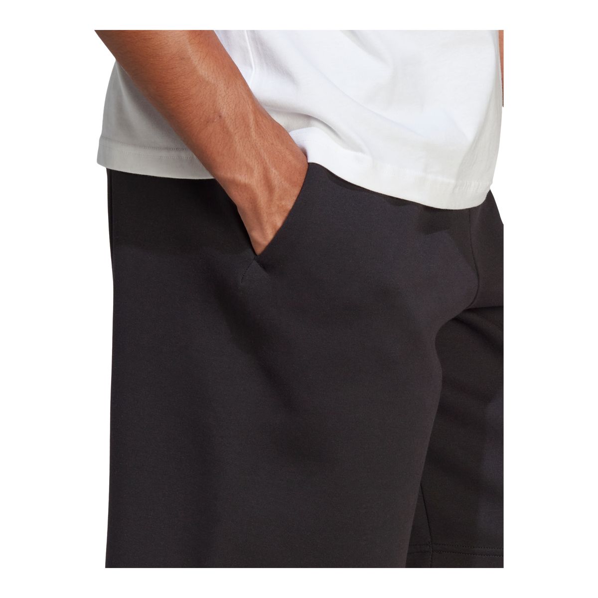 adidas Men's Sportswear FI Badge Of Sport 10-inch Shorts