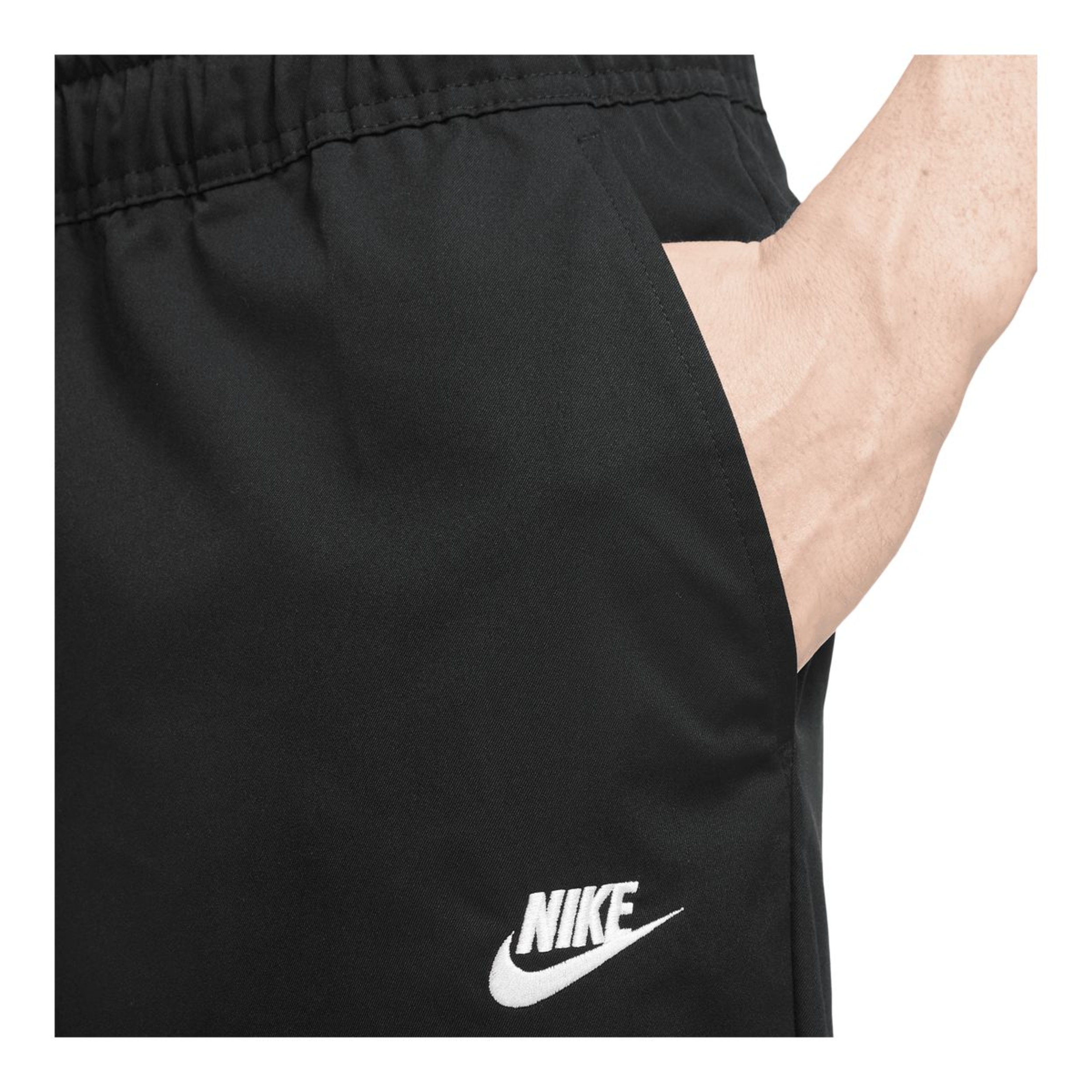 Nike Sportswear Men's Club Woven Taper Pants | SportChek