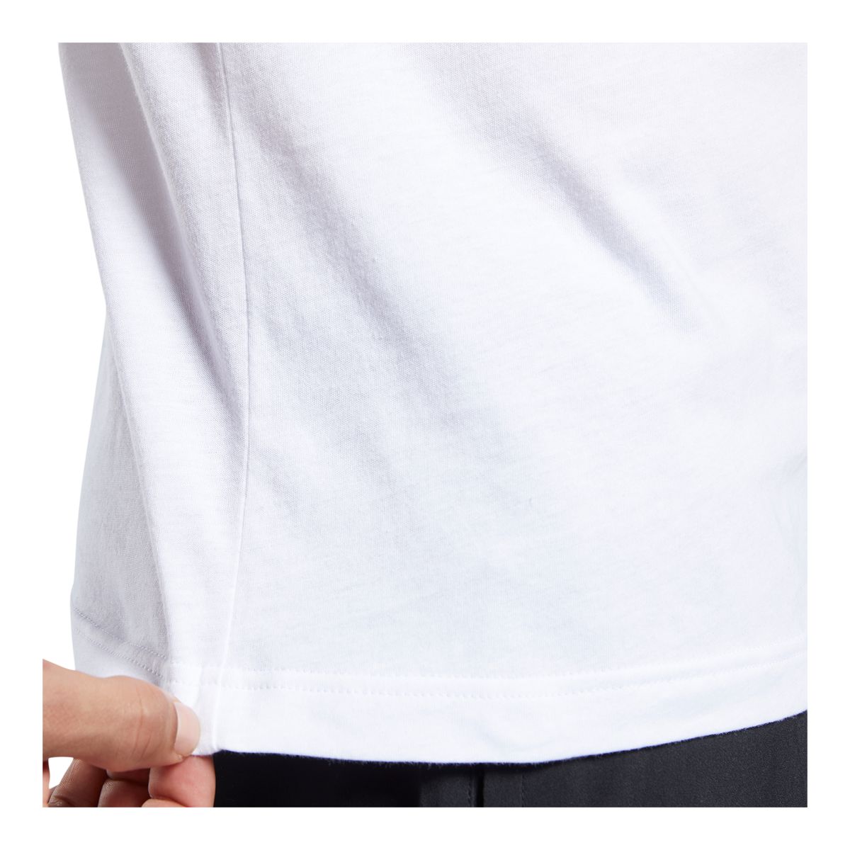 Reebok Men's Linear Graphic T Shirt