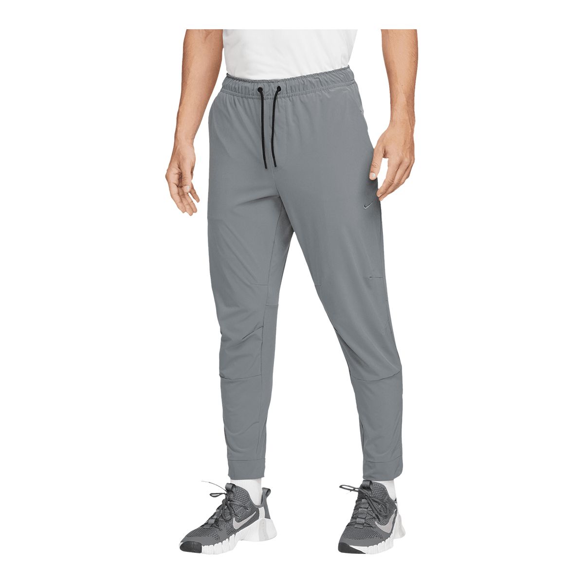 Nike Men's Dri-FIT Unlimited Taper Pants
