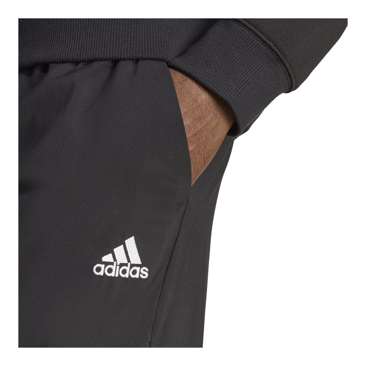 adidas Men's Small Logo Woven Cargo 7/8 Pants