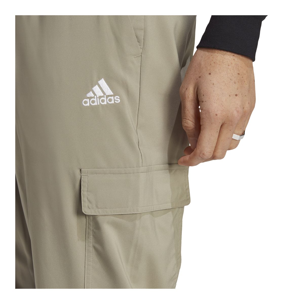 adidas Men's Small Logo Cargo 7/8 Pants
