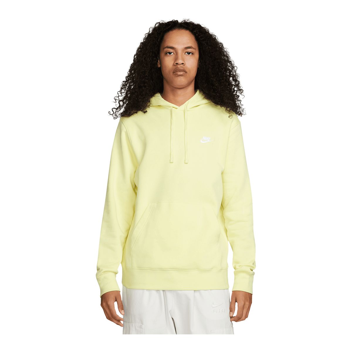 Nike Sportswear Regular Fit Sweatshirt 'Club Fleece' em Branco